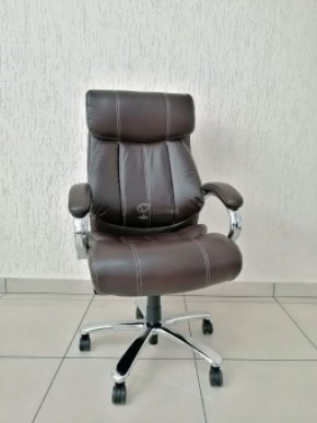 Кресло Barneo K-303 для руководителя (коричневая экокожа) в Чебаркуле - chebarkul.mebel-74.com | фото