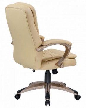 Офисное кресло для руководителей DOBRIN DONALD LMR-106B бежевый в Чебаркуле - chebarkul.mebel-74.com | фото
